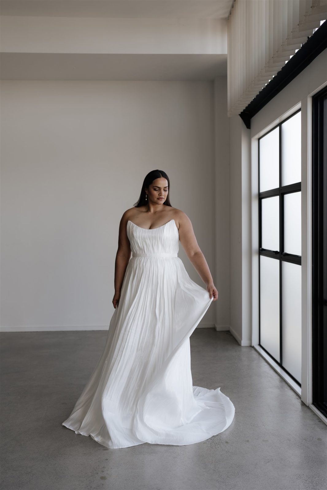 Hera Couture – Helix Curve – Etcetera Bridal