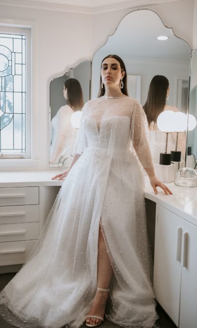 Curve wedding outlet dress