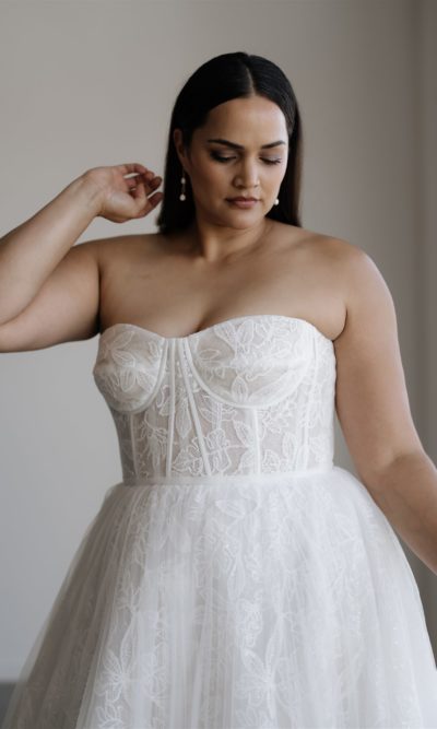 Hera Couture - Amelia Curve