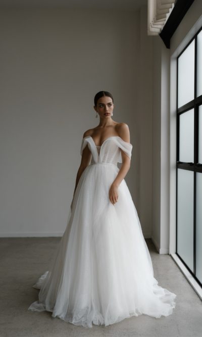Alternative view of Hera Couture - Astrid