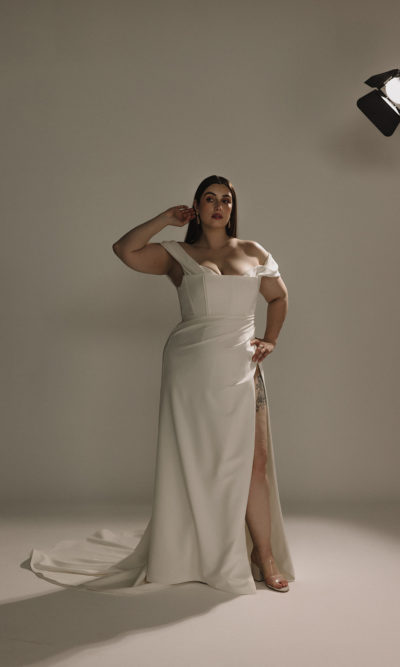 Alternative view of Hera Couture - Joselyn Curve