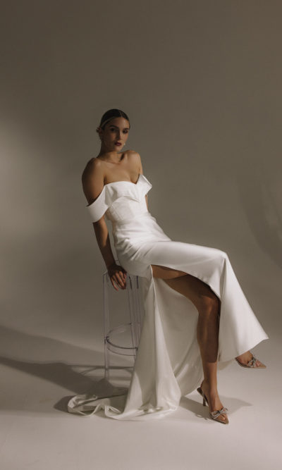 Alternative view of Hera Couture - Sakima