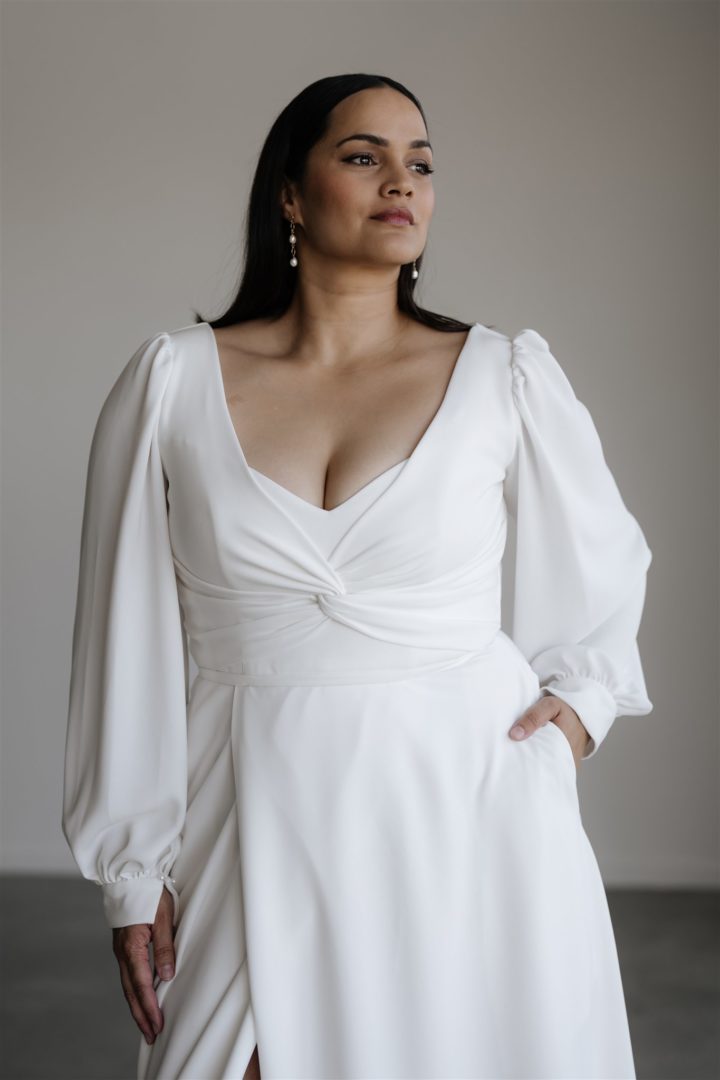 Hera Couture - Elizabeth Curve