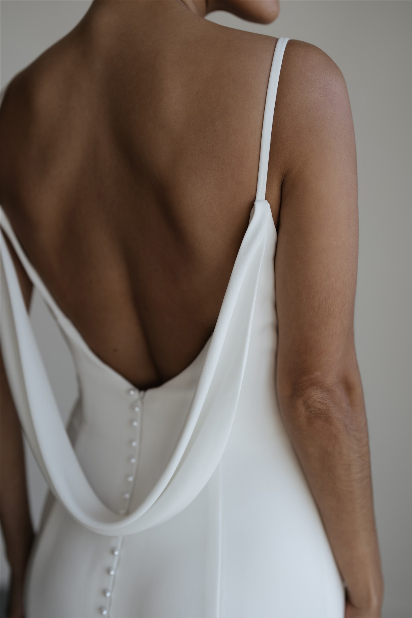 Hera Couture - Sand Lily Contemporary - Image 6