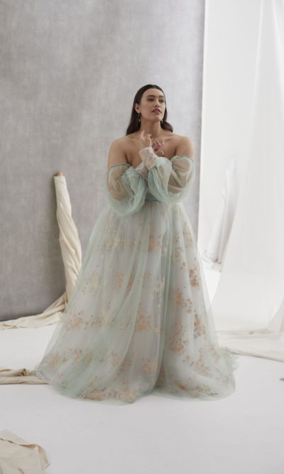 Alternative view of Hera Couture - Le Wild Rose Pistachio Green