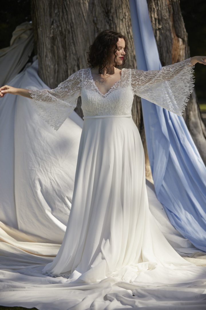 Hera Couture - Wisteria Curve w/ Detachable Sleeves - Image 4