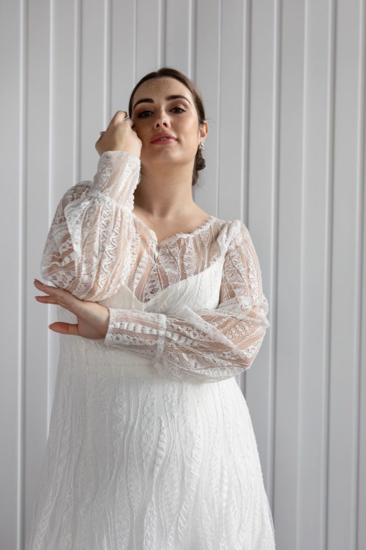 Hera Couture - Taylor Two Piece Lace Curve - Image 4