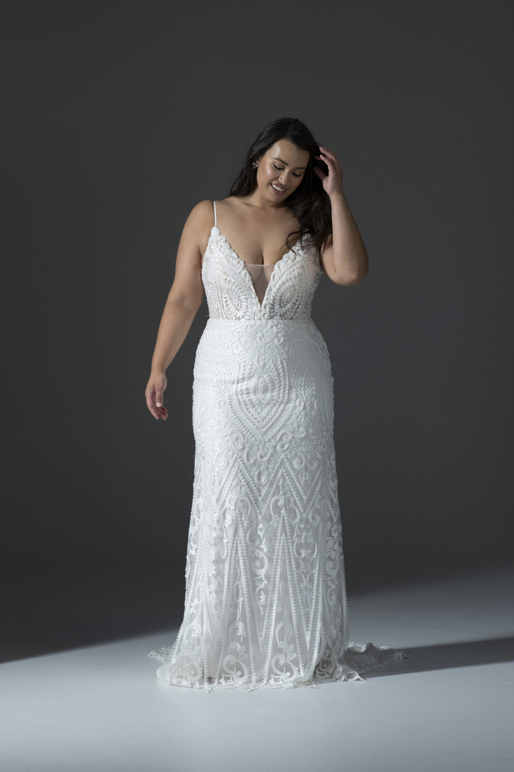 Hera Couture - Audrey Blush Curve
