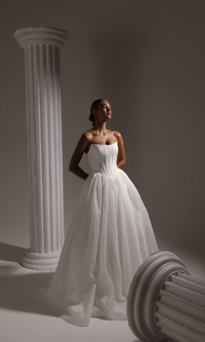 Alternative view of Hera Couture - Ariane