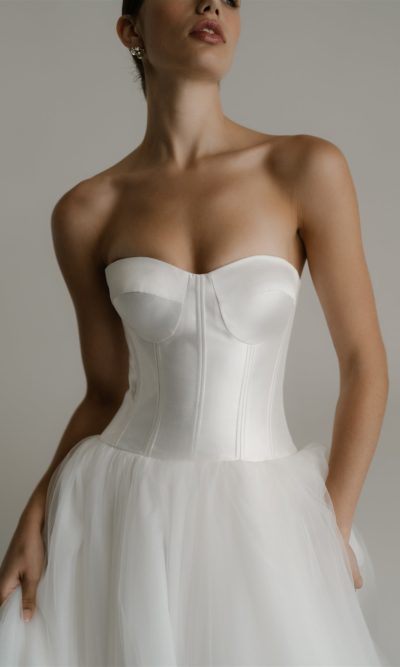 Alternative view of Hera Couture - Florence