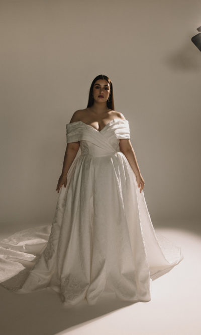 Alternative view of Hera Couture - Isabella Curve