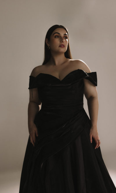 Hera Couture - Serana Curve Black