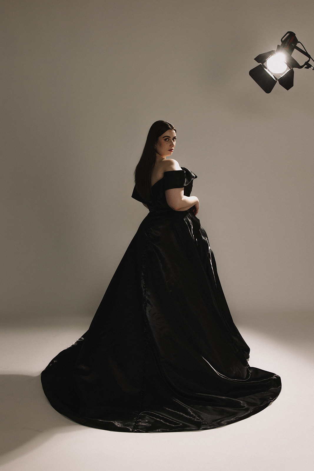 Hera Couture - Serana Curve Black - Image 4