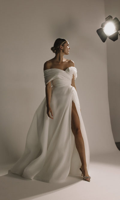 Alternative view of Hera Couture - Hepburn